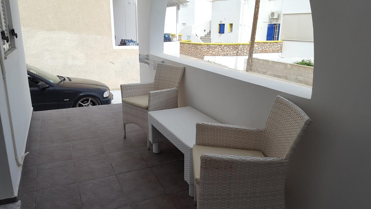 Pleasure Beachside Apartments Perissa  Exterior photo